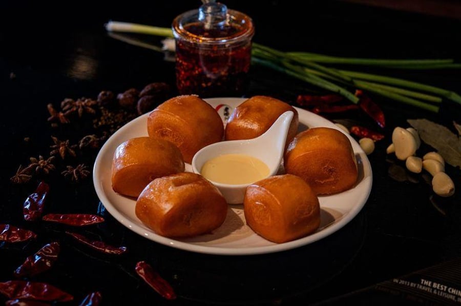 Crispy Bun (6Pcs) — Lao Sze Chuan (Highland Park)